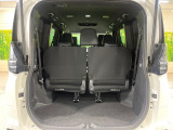 普段のお買い物や通勤、送迎等に十分な荷室スペースを確保しております。セカンドシートを倒すと、大きな荷物の積載も可能です♪