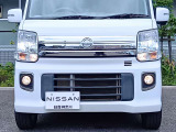 納車以降、お車のメンテナンスは自宅近所の日産サービス拠点にて承ります。専門の教育を受けたサービスフロント&メカニックが無料1ヶ月点検から法定/車検整備、万一の故障・不具合の修理まで全て担当いたします。