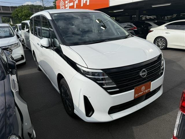 セレナ 2.0 X 4WD 禁煙車 KENWOOD7インチナビ