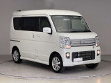 【車両状態証明書】査定協会公認のプロの検査員が公平かつ確かな基準で検査を実施。車両評価をもとに、安心しておクルマをお選びいただけます。