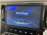 【純正10.5型ナビ】人気の純正ナビを装備。オーディオ機能も充実しており、Bluetooth接続すればお持ちのスマホやMP3プレイヤーの音楽を再生可能!毎日の運転がさらに楽しくなります!!