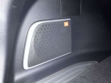 高機能サウンドシステム。車内に臨場感ある音楽空間を生み出します。