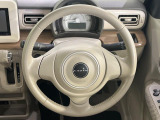 【純正革巻きステアリング】上質な革を使用することで、手にしっかり馴染みとても運転しやすいハンドルです♪