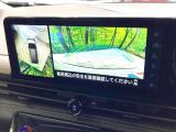 【アラウンドビューモニター】専用のカメラにより、上から見下ろしたような視点で360度クルマの周囲を確認することができます☆死角部分も確認しやすく、狭い場所での切り返しや駐車もスムーズに行えます。