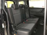 ゆとりある広々とした車内空間は、ドライブを始め買い物やレジャーなど、幅広く活躍します。一人でもみんなとでもお出かけを楽しみましょう!
