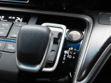 シフトの画像です!中古車は現品限り一点ものです!お取り置きはできませんので、早い者勝ちです!まずは実車を見にいらしてください!