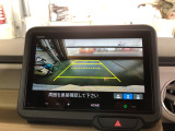 【バックカメラ】駐車時に安心のバックカメラが装備されています!