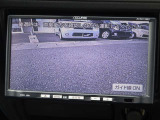 バックカメラ付です。後退時に後方を確認しやすくなっております!!