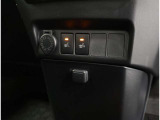 シートヒーター付:寒い日や夏の冷房中の冷えやすい肩・腰・脚部を暖めるシートヒーターが運転席・助手席に装備されています!