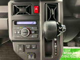 3.「認定中古車カルテ」は、走行距離や修復歴に加えてキズ・凹みの有無・状態や消耗品の交換、過去の整備状況がわかります。