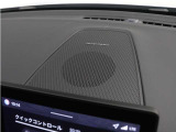 【harman/kardon】世界のオーディオファン垂涎のプレミアムサウンドシステムを搭載。原音に近い音場空間を忠実に再現。乗る人すべてに最良の音響体験を提供します。
