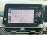 最近ではスマホをナビ代わりにしたりしますが運転中の操作が危ない、すぐに熱くなる、電話がかかってきたら使えないなどデメリットも多いです。まだまだカーナビは必須です。