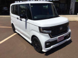 当店は指定整備工場完備☆ご成約頂いたお車は安心してお乗り頂きたいので、点検・整備をしっかり行なってから納車させて頂きます!ご購入後のメンテナンスも当店におまかせ下さい☆