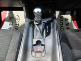 電動パーキングブレーキ付いております♪
