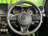 【純正革巻きステアリング】上質な革を使用することで、手にしっかり馴染みとても運転しやすいハンドルです♪