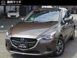 落ち着いた色合いのチタニウムフラッシュのデミオです。