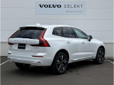◆バック/万が一を考え、安全性を重視する方に選ばれているVOLVO車。ドアを開閉するとその重み・厚みに驚くはず