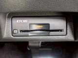今では必需品のETCもパネルデザインにフィットするビルトインタイプなので、見た目もスッキリとしています