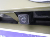 バックカメラが付いているので後方確認が非常にしやすいです。今や運転初心者も熟練者も必須装備!ついていて損はないですね♪
