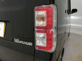 LEDテールライトです。省電力、高輝度のLEDは明るく照らすので夜間運転時の視認性を高めます。スタイリッシュな見た目で細かいところもこだわりたいあなたに!