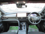 フロントガラスも広く視界が良くて運転しやすいです!!