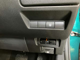 ETCを装備。これで高速道路の料金所もノーストレス。ノンストップで通過します。