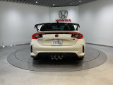 Honda認定中古車ディーラーだからこそ「安心 安全 信頼 満足」のサービスを提供いたします。保証制度やメンテンスパックはもちろん、安心のための自動車保険にJAFなども取り扱っております。
