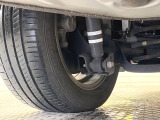 お車を安心してお乗りいただく為には、足回りの定期点検が欠かせません。サービスサポート(有償保証)では無料点検もご提供しており、安心のカーライフをお過ごしいただけるサポート体制が整っています。