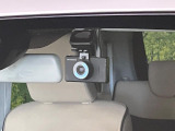 【ドライブレコーダー】ドライブレコーダー装備!走行中はもちろん、あおり運転や事故に遭遇した際、映像で記録し、万一のリスクに備えます。※記録用SDカードはお客様ご自身でご準備いただく必要があります。