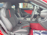ドライバーによって運転しやすいポジションは異なり、あの車はどうなのか不安なこともありますよね。気になるお車は店頭で乗り込んでご確認いただけます♪