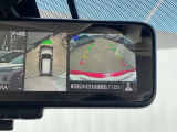 【アラウンドビューモニター】はまるで上から見ているような視点で周囲を確認できます!駐車が苦手な方でも安心して駐車できますね♪