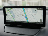マツダコネクトの8.8インチワイドセンターディスプレイです。『Android Auto』『Apple CarPlay』や独自のコネクテッドサービスに対応したインターフェイスシステムです。