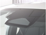 サポカーは、高齢運転者を含めたすべてのドライバーによる交通事故の発生防止・被害軽減対策の一環として、国が推奨する新しい自動車安全コンセプトです。詳しくは販売店スタッフまでおたずねください。
