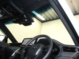 見通しのよいすっきりとした視界で、誰でも運転しやすいです。運転のしやすさは疲れにくさにも繋がりますよ♪
