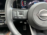 ハンドルには各種スイッチがありますが、運転中でも操作がしやすくなっております。