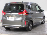 ボディクリーニング後、愛車をピカピカの状態へ保護するコーティング「ブライトパック」がおススメです!水垢がつきにくく、手入れがしやすくなりますよ!いつも愛車をきれいにしておきたい方におススメです。