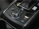 【電動サイドパーキング】便利な電動式パーキングブレーキ(オートホールド機能)付♪渋滞や信号待ちで長く停車する時も、ペダルから足を離しておくことが出来ますので、足が疲れにくいです!