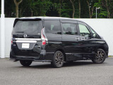 セレナ 1.2 e-POWER ハイウェイスターV アーバンクロム 