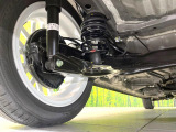 お車を安心してお乗りいただく為には、足回りの定期点検が欠かせません。サービスサポート(有償保証)では無料点検もご提供しており、安心のカーライフをお過ごしいただけるサポート体制が整っています。