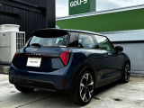 MINIのお車は、&ldquo;駆け抜ける歓び&rdquo;を体現しております。走行の安定性とコーナリングの良さを追求し、思い通りにハンドルの操作可能です。