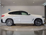 ご納車後も全国約200拠店のBMW正規ディーラーサービス工場にて保証対応いたします。お近くのBMW正規ディーラーをご案内の上、アフターメンテナンスをお受け頂けますので、安心してお乗りいただけます!!