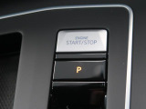 ●Start/Stop●ブレーキを踏みボタンを長押しするだけで、キーの抜き差しなく簡単にエンジンをかける事が出来ます。