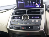 シートヒーターとステアリングヒーターを装備し、寒い日のドライブをサポート致します。