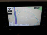 ディスプレイオーディオを装備。スマホとクルマをつなぐことで、これまでのナビに加えて、いろんなサービスが楽しめます。