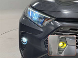 消費電力が少なく長寿命のLEDヘッドライトとバイカラーLEDフォグ!