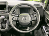 【純正革巻きステアリング】上質な革を使用することで、手にしっかり馴染みとても運転しやすいハンドルです♪