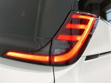 LEDテールライトです。省電力、高輝度のLEDは明るく照らすので夜間運転時の視認性を高めます。スタイリッシュな見た目で細かいところもこだわりたいあなたに!