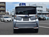 まごころクリーニング施工後納車致します。1全席シートクリーニング2内容パネル汚れ落とし3エンジンルーム洗浄4アルミホイール洗浄5室内消臭、除菌、抗菌6ラッピング計6点を実施して清潔な状態でございます