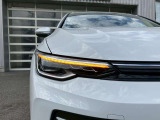 LEDマトリックスヘッドライト&rdquo;IQ.LIGHT&rdquo;。ウィンカーはシーケンシャル仕様で綺麗に流れます。