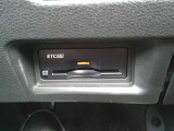 高速道路や有料道路利用時に便利なビルトインタイプのETC2.0が付いてます!